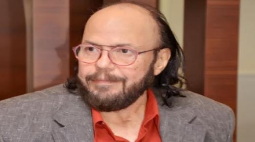 نجل طلعت زكريا يقدم فيلم سينمائي عن حياة والده