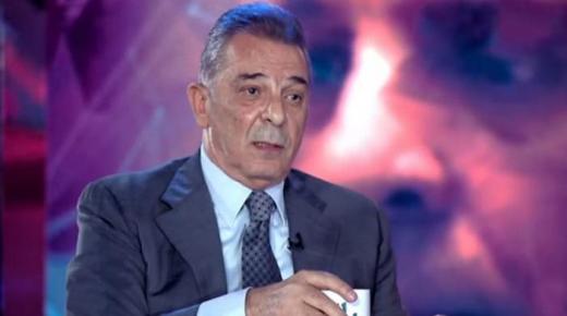 محمود حميدة.. بعترف بغروري وسعيد ببناتي الأربعة