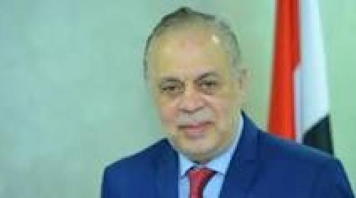 أشرف زكي يتقدم بإستقالة في النقابة.. وفنانيين يتقدمون بمذكرة لرفض استقالته