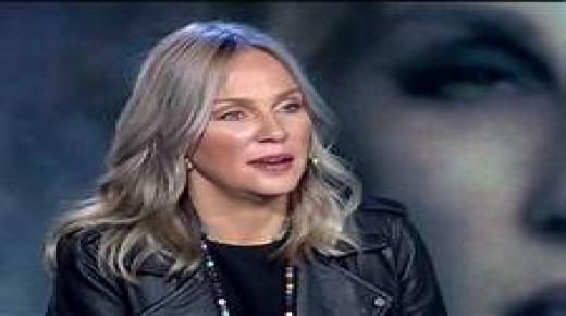 بالتزامن مع عيد ميلاد دياب.. شيرين رضا تظهر مرتدية كاجول