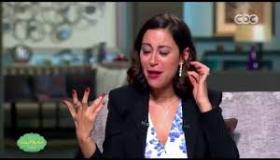 منه شلبي تدعو النساء بحب النفس: حب النفس ليس أنانية